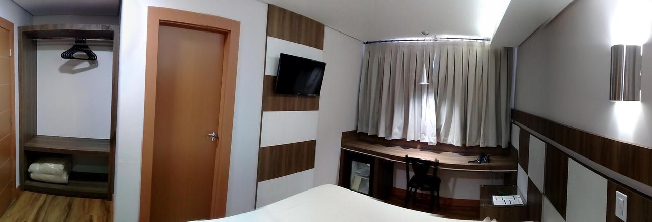Hotel Maestro Executive Toledo トレド エクステリア 写真