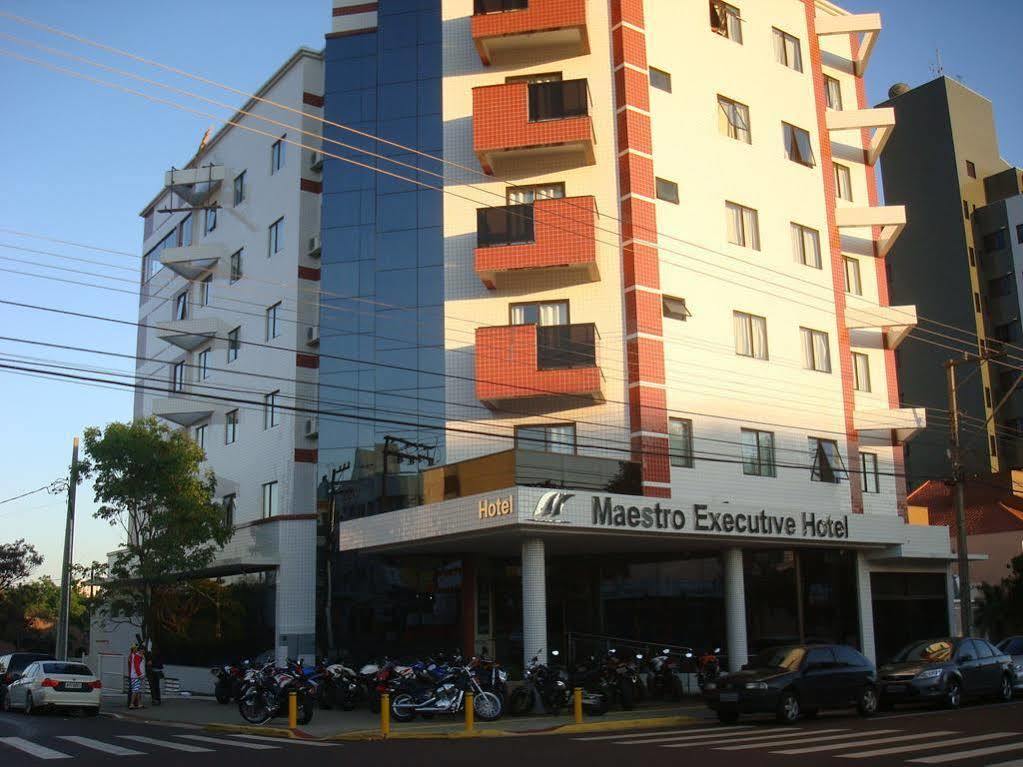 Hotel Maestro Executive Toledo トレド エクステリア 写真